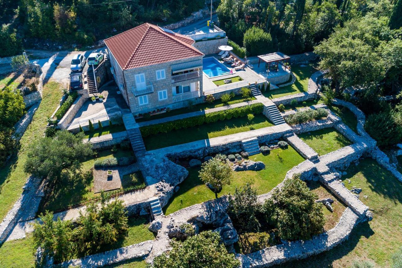 Villa Oasis Cypress Čilipi Exteriér fotografie