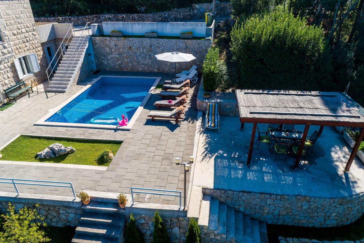 Villa Oasis Cypress Čilipi Exteriér fotografie