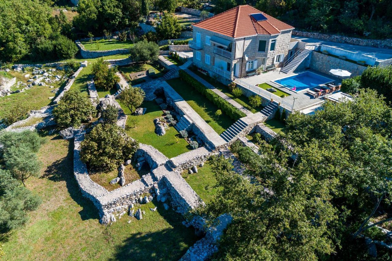 Villa Oasis Cypress Čilipi Exteriér fotografie