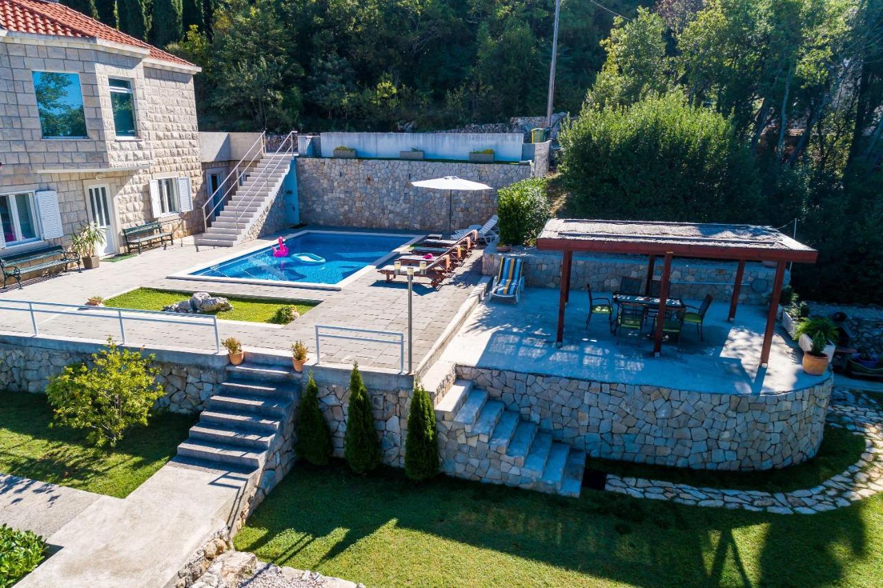 Villa Oasis Cypress Čilipi Exteriér fotografie