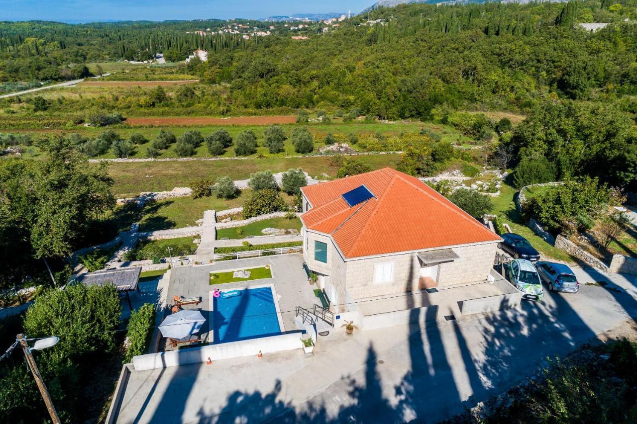 Villa Oasis Cypress Čilipi Exteriér fotografie